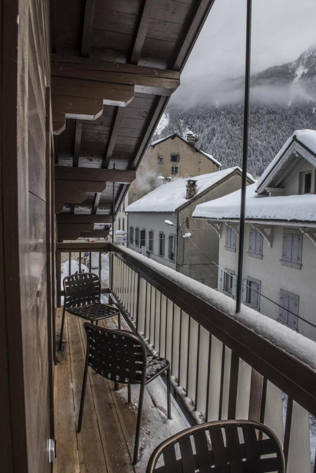 Chalet hôtel le Whymper Chamonix Exterior foto